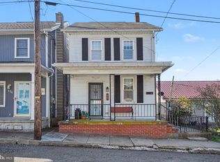 418 Elizabeth St, Williamstown, PA