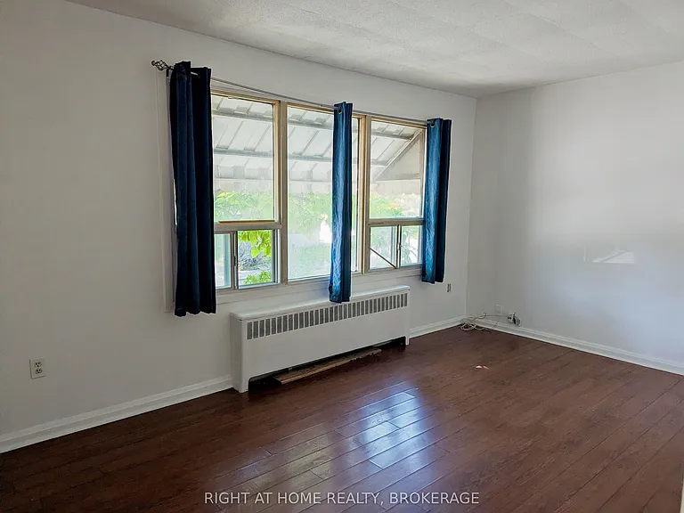 60 Richmond Ave #2 — Photo 2