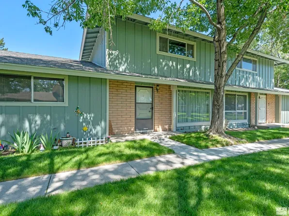 987 Crestwood Dr APT 3, Sparks, NV 89434