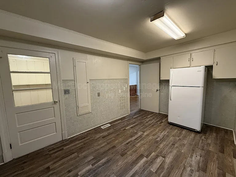 503 Pratt St — Photo 15