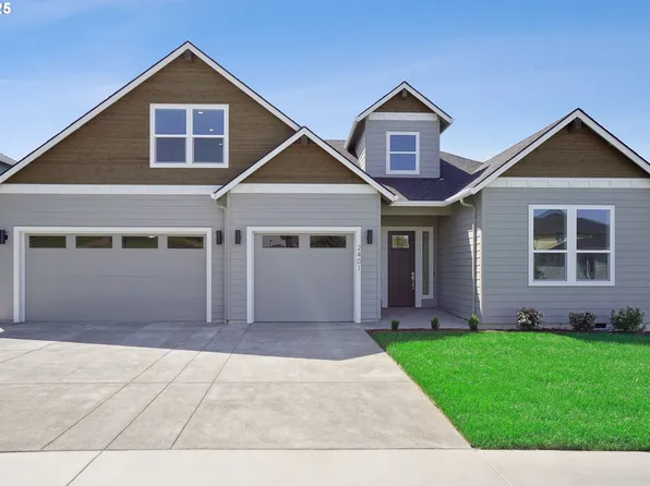 2401 SE Foxtrot St, La Center, WA 98629