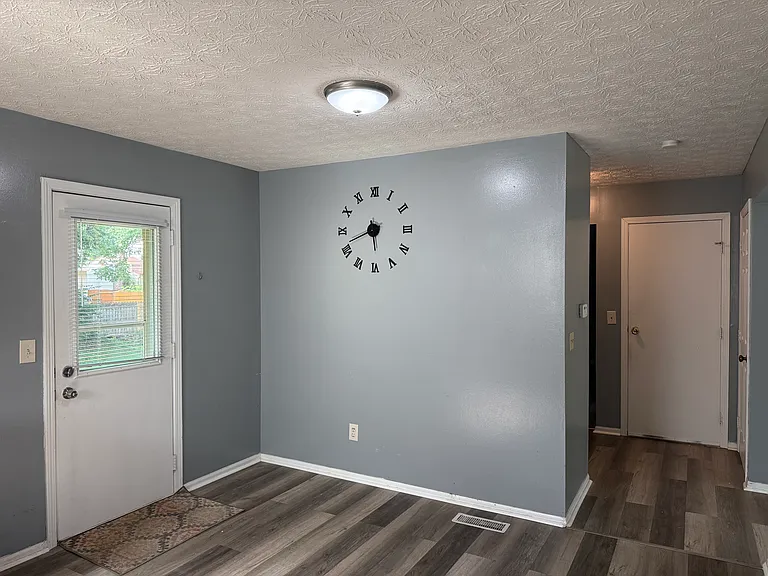 3114 Strathaven Ct — Photo 5