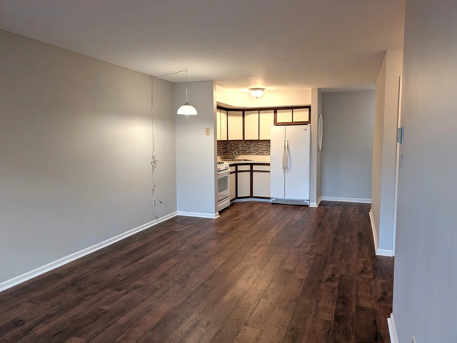 1 bed, 581 sqft, $2,000 — Photo 3