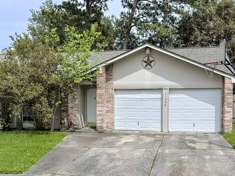 21006 Bridgeview Cir — Photo 22