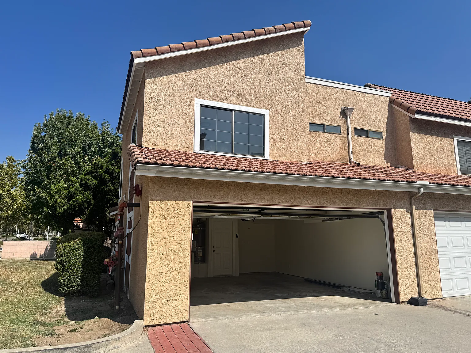 6138 Rosemead Blvd — Photo 3