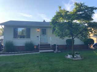 4588 Admiral Dr, Cleveland, OH