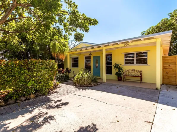 306 W Palm St, Lantana, FL 33462