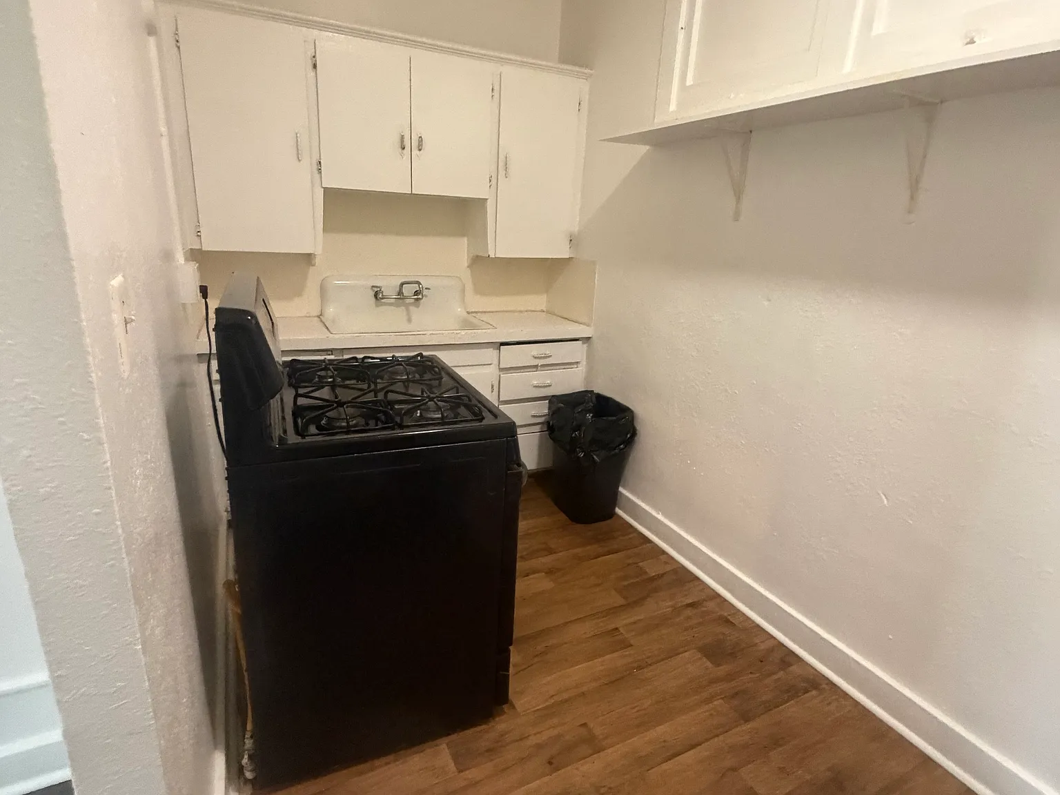 1 bed, $950 — Photo 4
