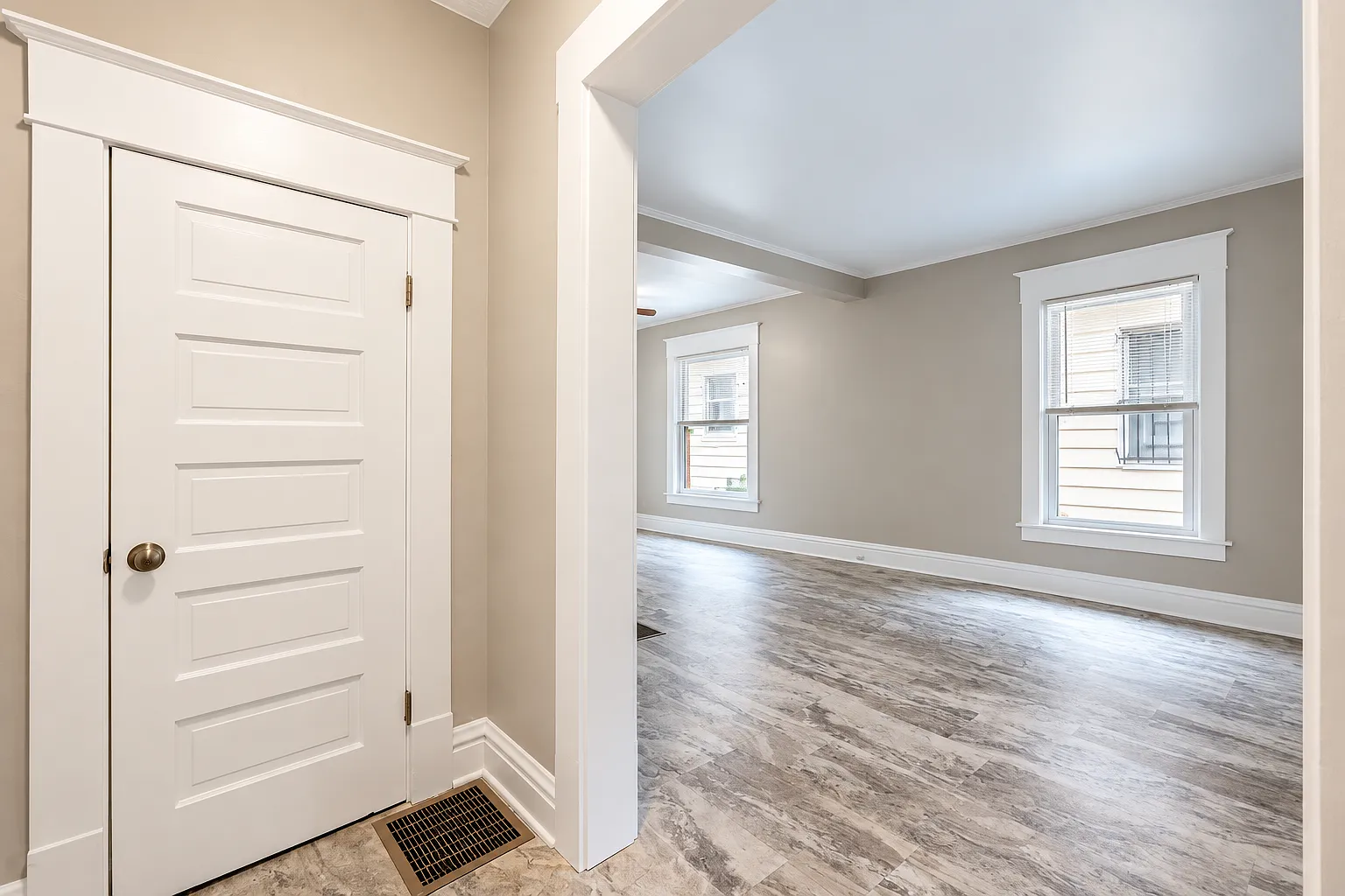 2 bed, 840 sqft, $1,325 — Photo 4
