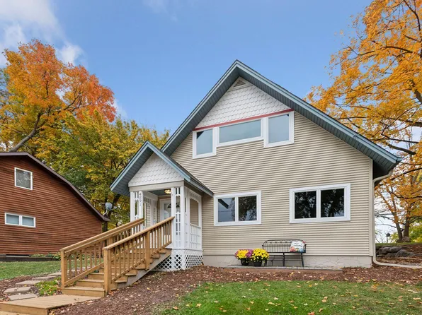 4891 Edgewater Dr, Mound, MN 55364