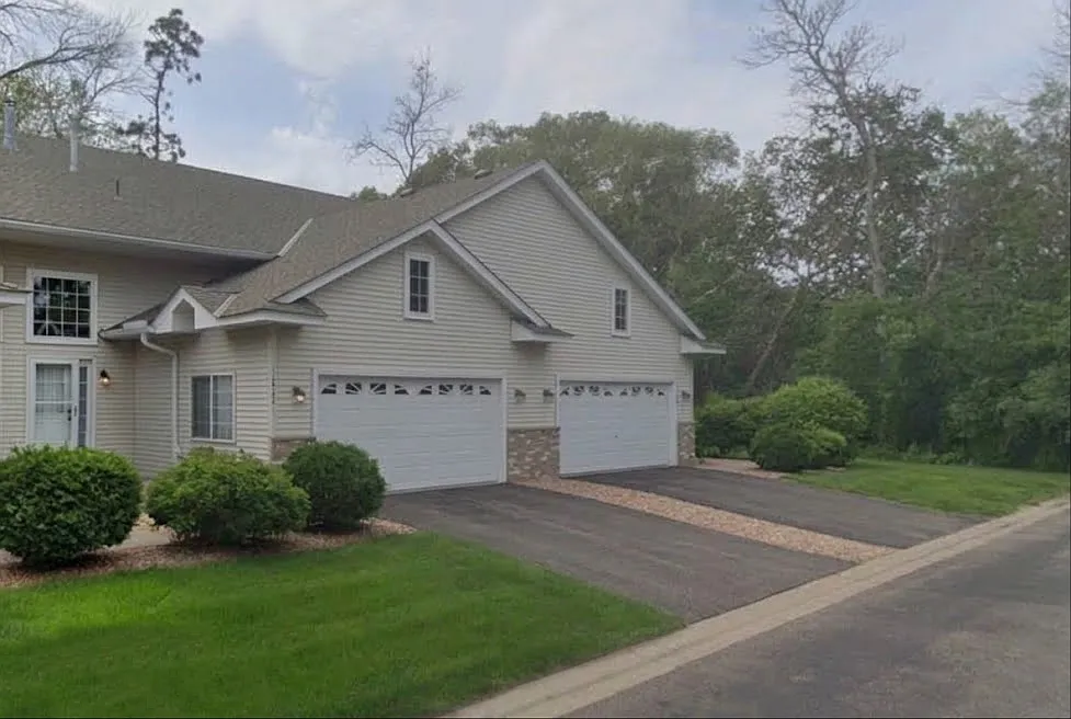 3 bed, 2464 sqft, $2,800 — Photo 1