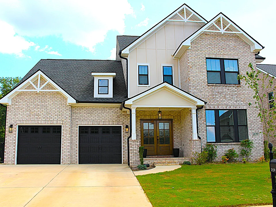 2139 Bloomfell Bnd SW