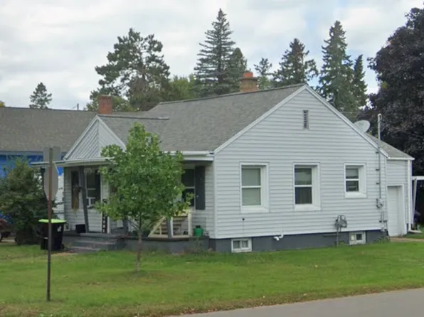 1300 W B St, Iron Mountain, MI 49801