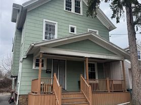 65 Arbutus St, Rochester, NY