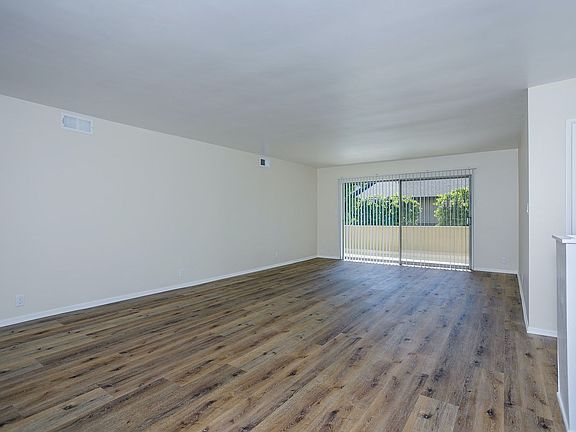 3rd image of 420 Fairview Ave APT 202