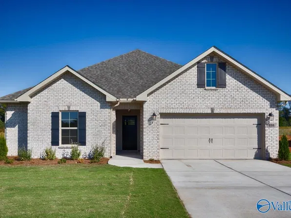 135 Parvin Way Dr, Hazel Green, AL 35750