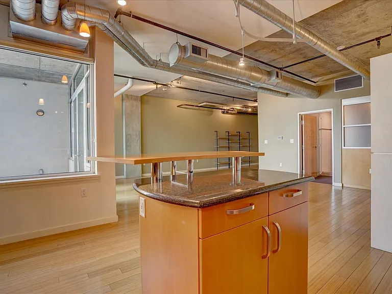 1401 Wewatta St #705 — Photo 8