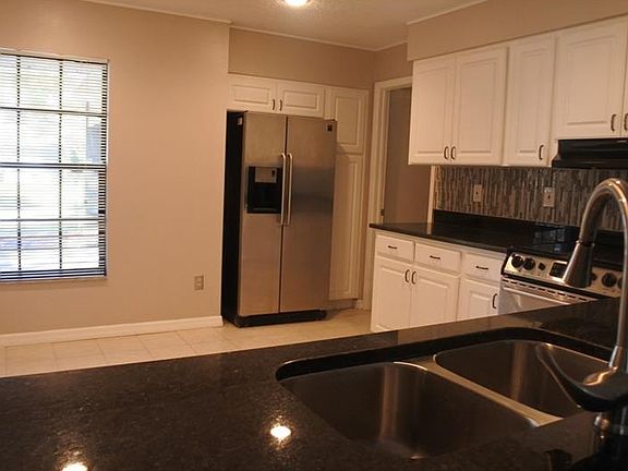 5th image of 2846 Trailwood Dr