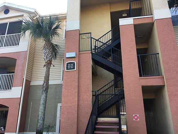 2nd image of 1919 Summer Club Dr APT 201