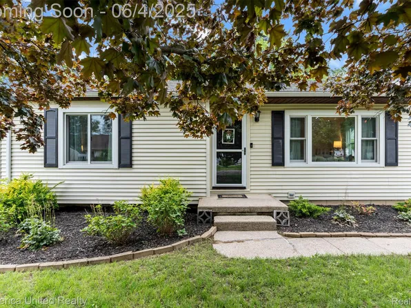 4173 Watson Ave, Holt, MI 48842