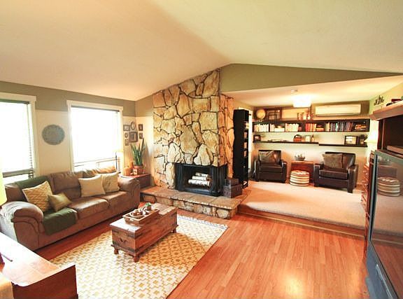 4th image of 3312 NE 101st Ct