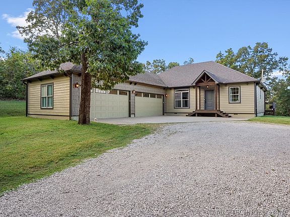 3rd image of 20944 E 440th Rd