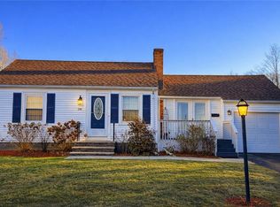 126 Jennie Ln, Warwick, RI 02889