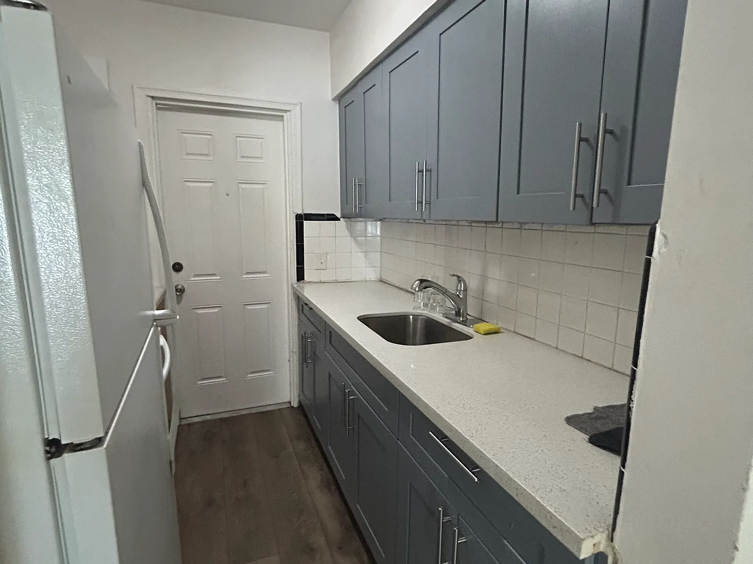 Studio, 500 sqft, $1,700 — Photo 4