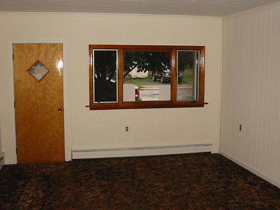 2nd image of 199 Green St