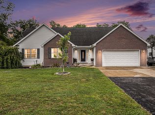 11770 Edgewood Dr, Bellevue, MI 49021