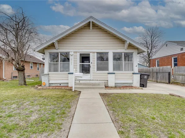 2425 E Walnut St, Des Moines, IA 50317