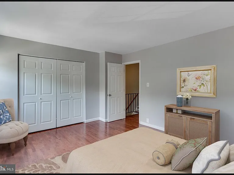 14880 Emberdale Dr — Photo 4
