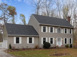 45 Alger Rd, East Haddam, CT 06423