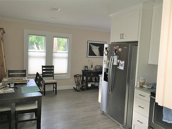 4th image of 1805 21st Ave