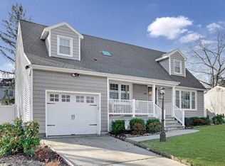 600 Carol Ave, Oakhurst, NJ