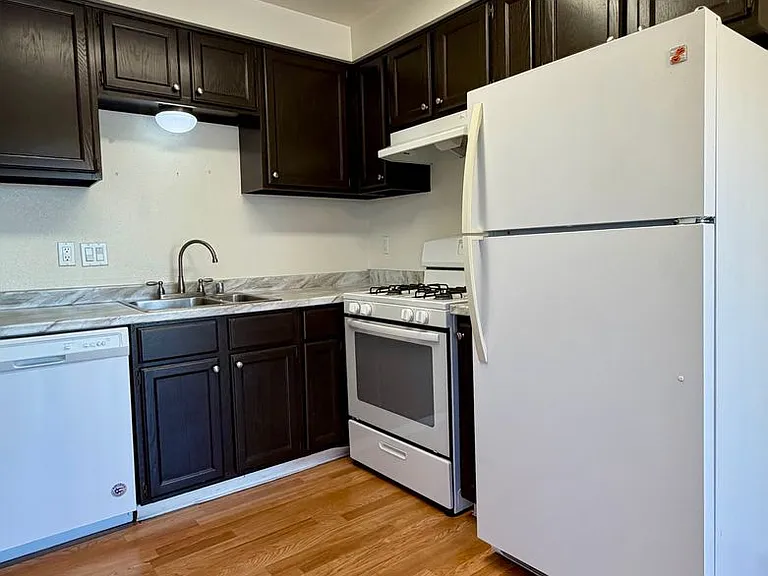 1300 N El Prado Dr — Photo 6
