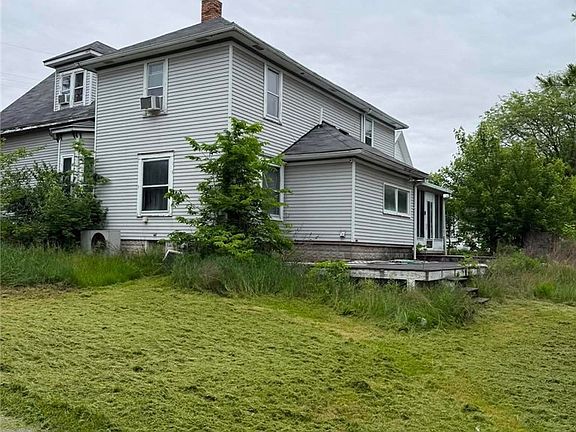 2nd image of 249 E Main St