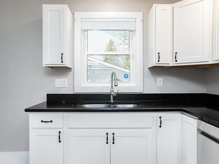 1250 Portage Ave #3 — Photo 5