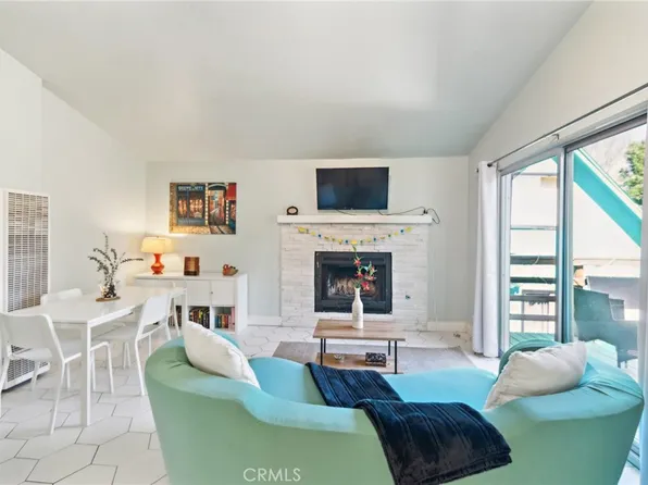 748 Woodland Rd, Crestline, CA 92325