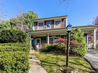 21 Young Dr, Stanhope, NJ 07874