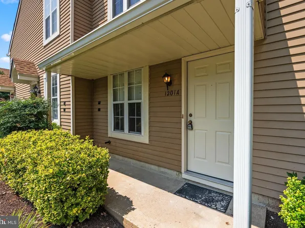 1201 Ralston Dr #A, Mount Laurel, NJ 08054