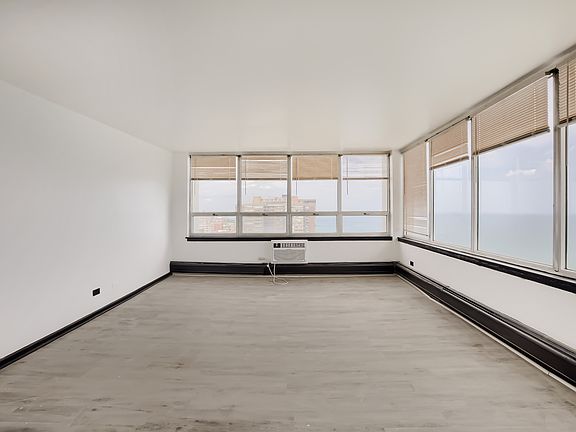4th image of 6171 N Sheridan Rd APT 2311