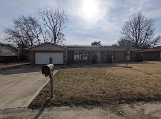154 Arlington Dr, Granite City, IL
