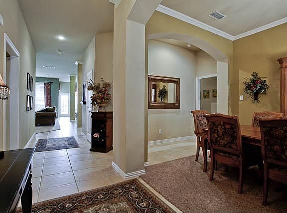 4th image of 1455 Aubrey Ln