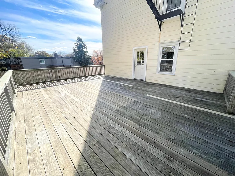 Private deck