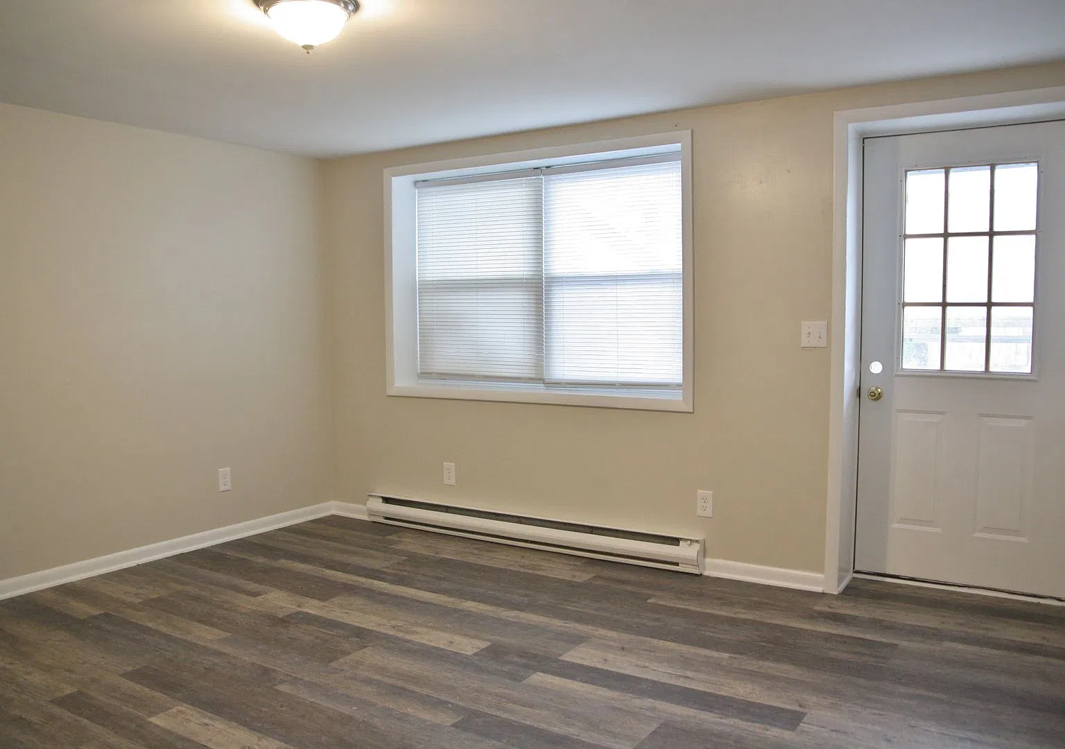 320 Bridge Street — Photo 2