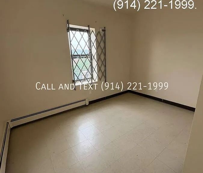 142 Orchard St — Photo 2