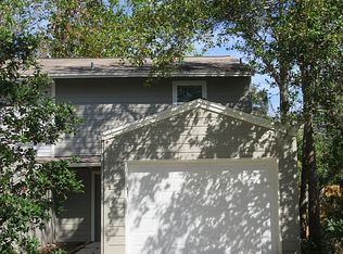 2134 Rosewood Dr, Neptune Beach, FL 32266