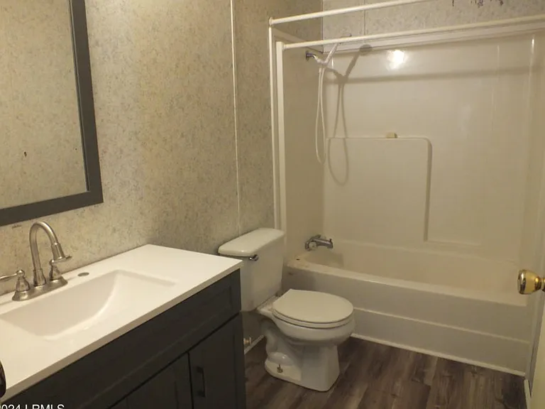 25 Milledge Village Rd — Photo 3