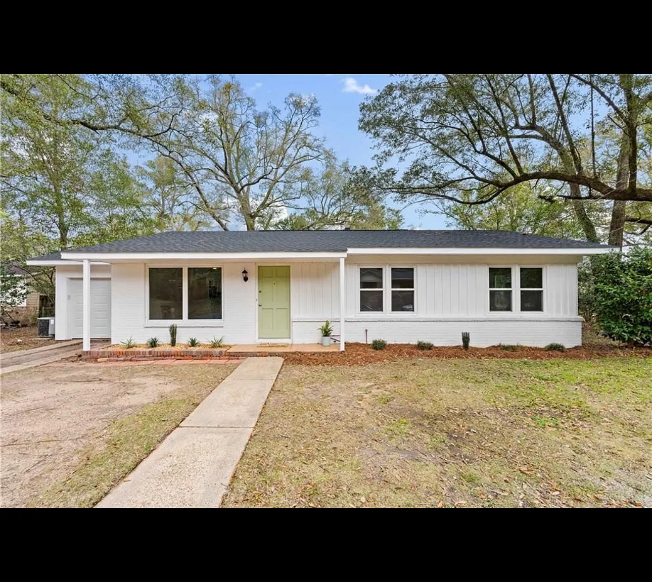 3 bed, 1416 sqft, $1,450 — Photo 1